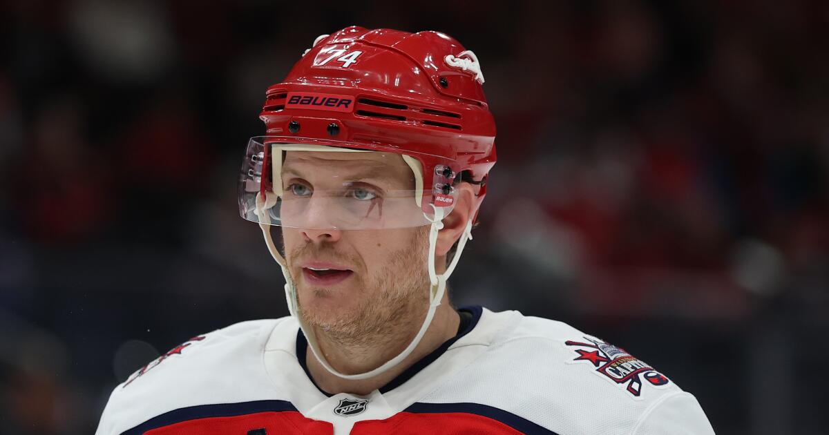 Ducks make their playoff intentions clear by trading for John Carlson