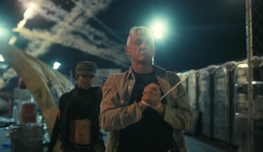 Sean Penn wins supporting actor Oscar for 'One Battle After Another'