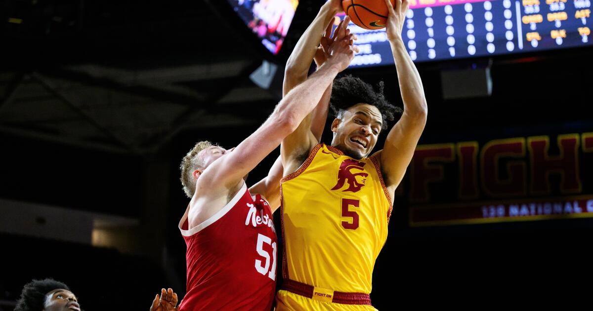 USC men routed by Nebraska after building halftime lead