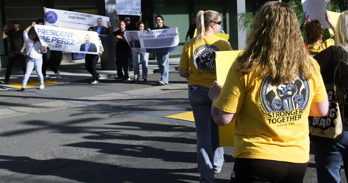 From mourning to mobilizing: an internal struggle is shaping UFCW 324’s next chapter