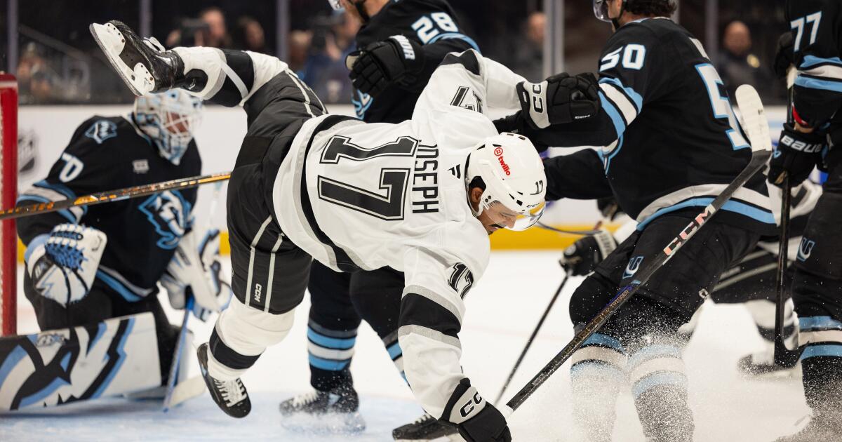 Kings rally in third period before falling to Mammoth in overtime