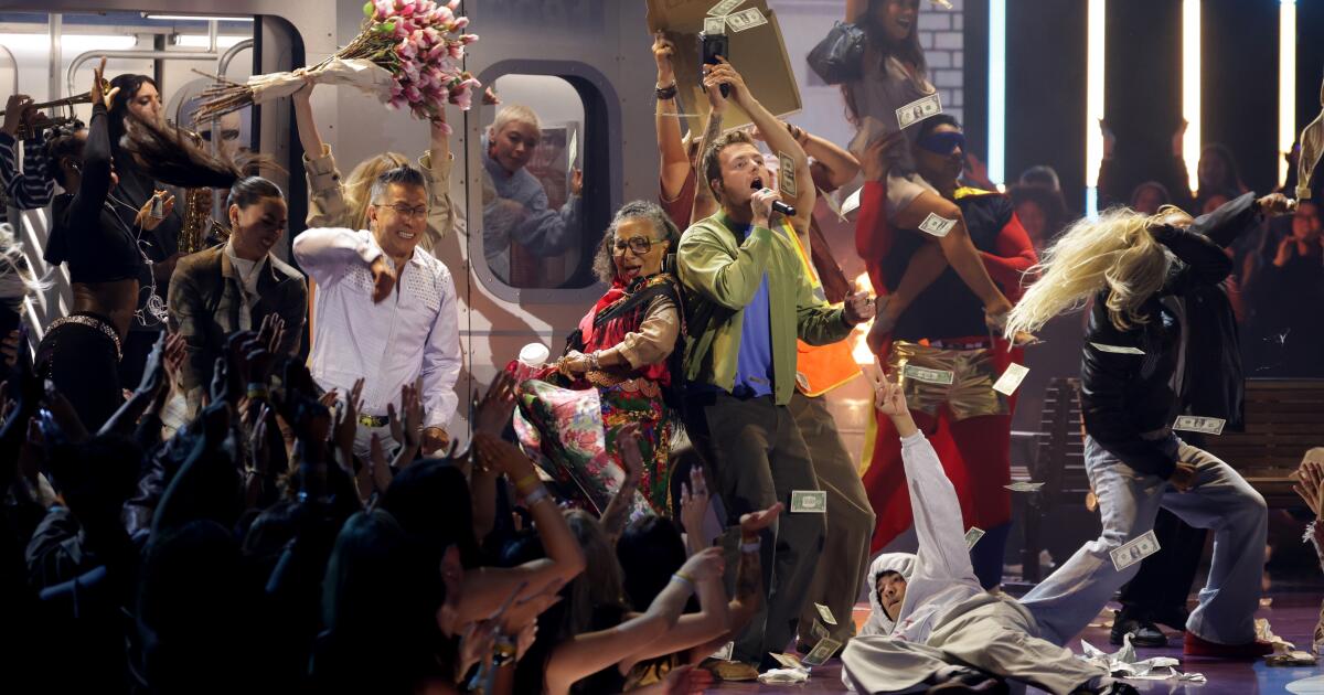 Photos: Scenes from the 2026 iHeart Music Awards