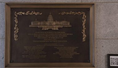 Jan. 6 plaque honoring police officers finally installed at Capitol
