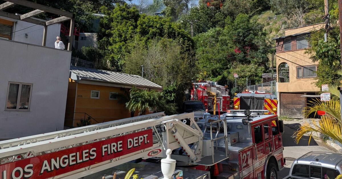 Laurel Canyon home burns as Santa Anas gust through L.A.