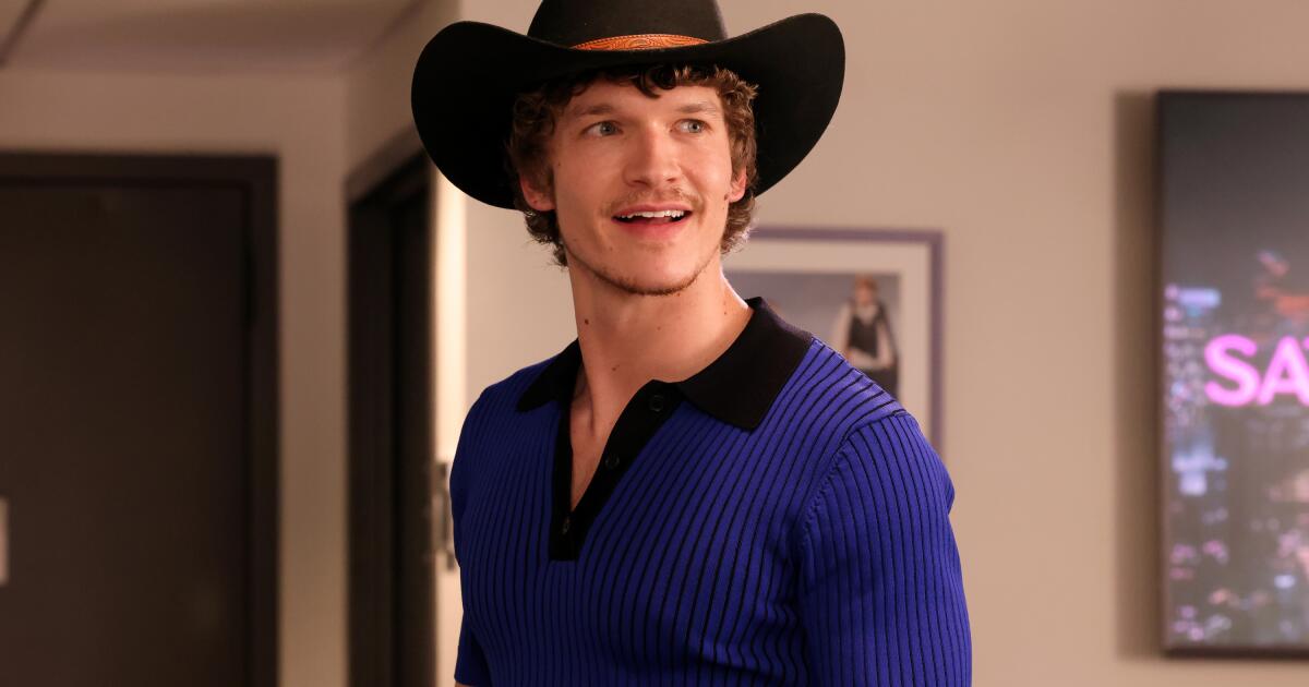 Connor Storrie hosts 'SNL' with Olympians and Hudson Williams