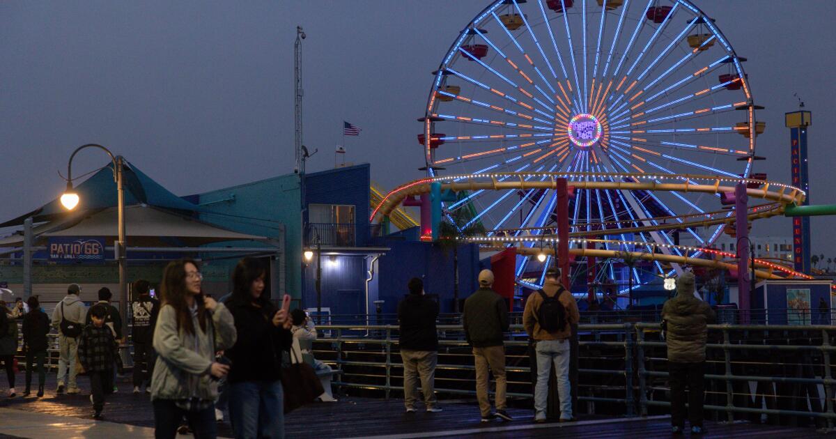 Shooting at Santa Monica Pier leaves two people wounded