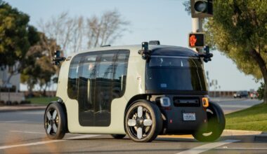 Zoox robotaxis to roam in more San Francisco areas and new cities