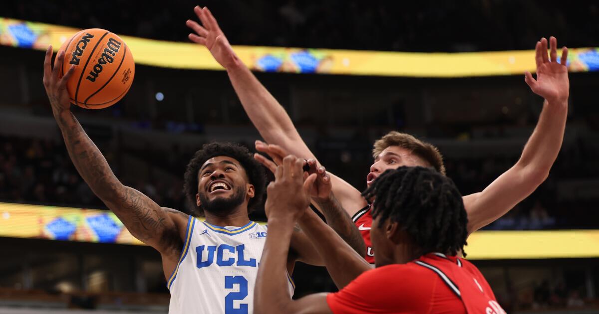 Donovan Dent achieves Big Ten tourney history in UCLA win over Rutgers