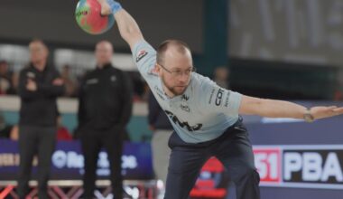 'Born to Bowl' review: Chasing glory in a struggling sport