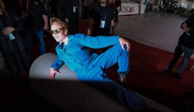 Conan O'Brien says addressing politics at Oscars is a 'dance'