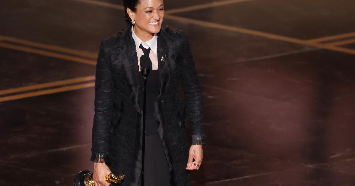 Autumn Durald Arkapaw is first woman to win Oscar for cinematography