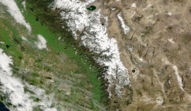 Satellite photos show California's sudden snowpack meltdown: Now you see it, now you don't