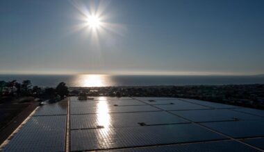 Nearly 60 gigawatts of U.S. clean power stalled, trade group finds