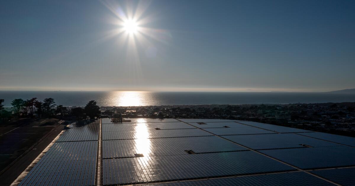 Nearly 60 gigawatts of U.S. clean power stalled, trade group finds