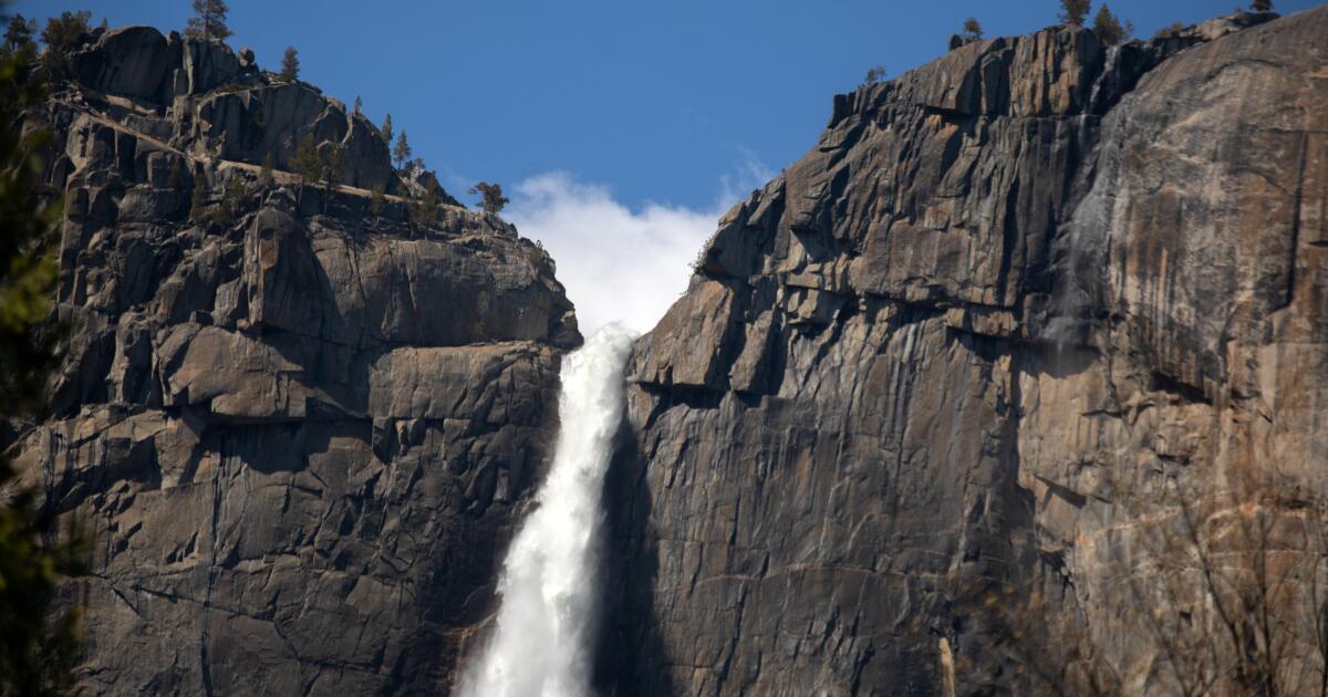 California national parks set attendance record, despite controversy