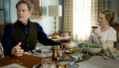 'American Classic' review: Kevin Kline and Laura Linney's theater love letter