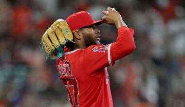 Angels' pitchers can't hold on to six-run lead in loss to Astros