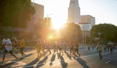 Weaker Santa Ana winds and heat hits LA