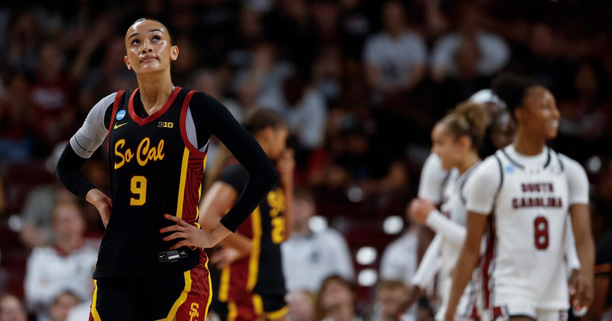 USC women blown out by No. 1 South Carolina in NCAA tournament