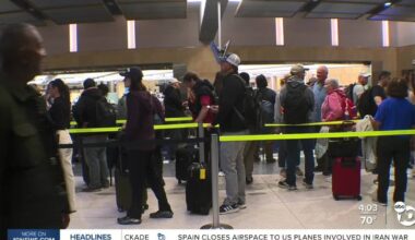 Lines ebb & flow at San Diego International as TSA employees expect paychecks