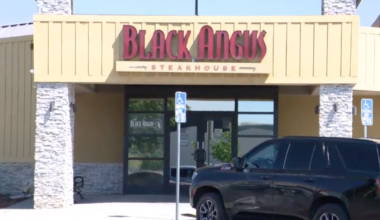 Black Angus hosts fundraiser for Bakersfield city students