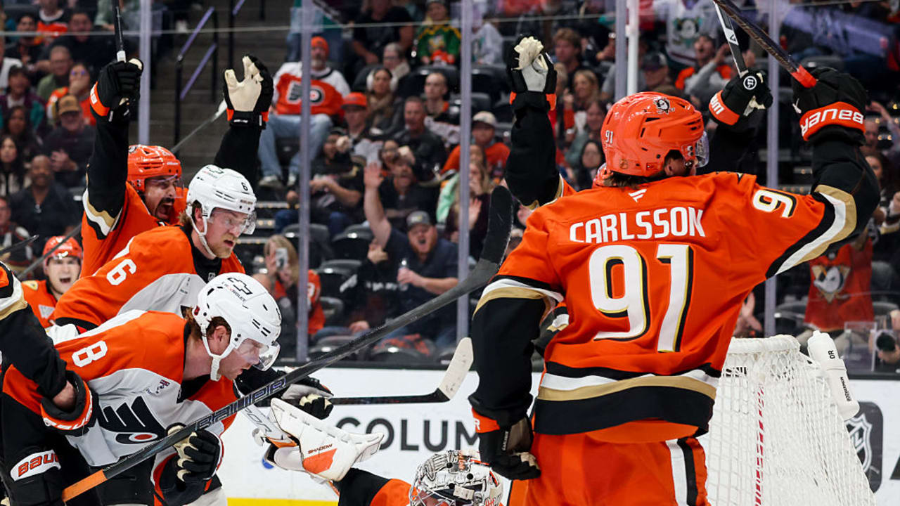 Carlsson Ties It Late | Anaheim Ducks