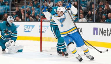 Thomas scores 2nd goal in OT, Blues recover to defeat Sharks