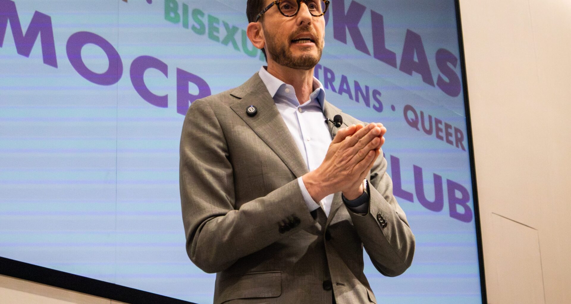 SEIU California un-endorses Scott Wiener for Congress