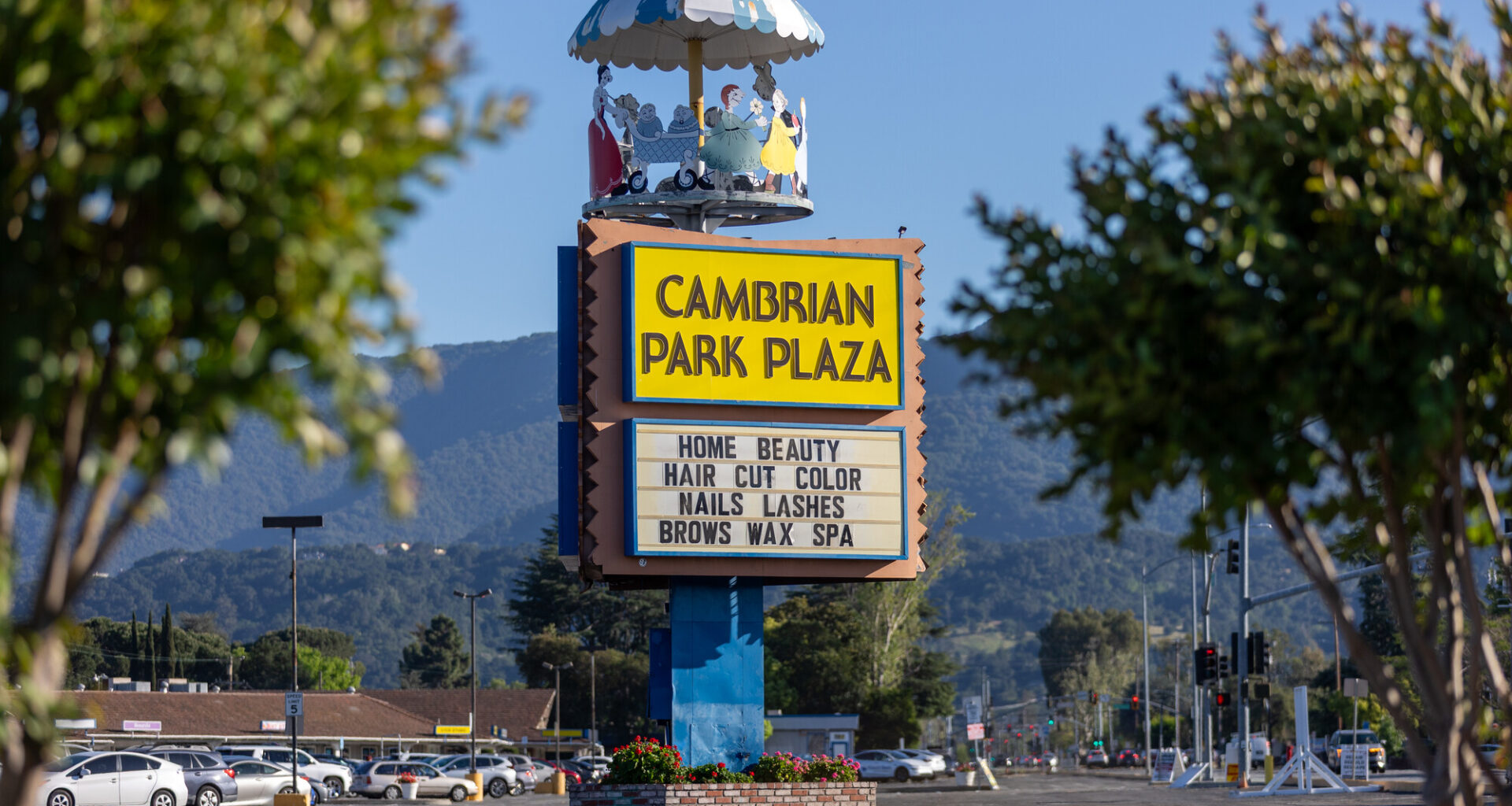 Cambrian Park Plaza, A Beloved San José Strip Mall, Awaits a New Future