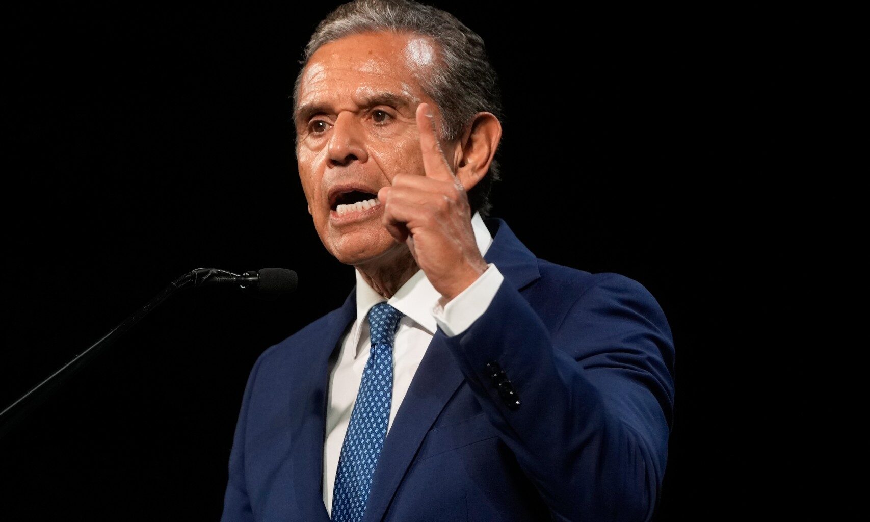 Former State Assembly Speaker and LA Mayor says California needs proven leadership as governor