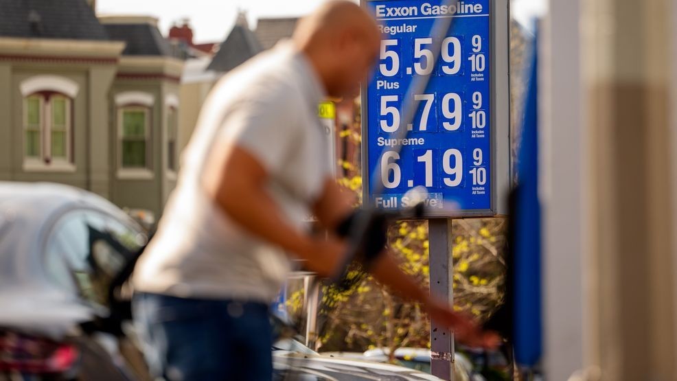 Ceasefire lasts two weeks, but analysts warn gas prices may not drop immediately (Photo by Andrew Harnik/Getty Images)