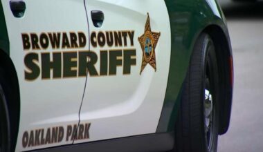 Woman accused of impersonating cop to Oakland Park neighbors, BSO says – NBC 6 South Florida