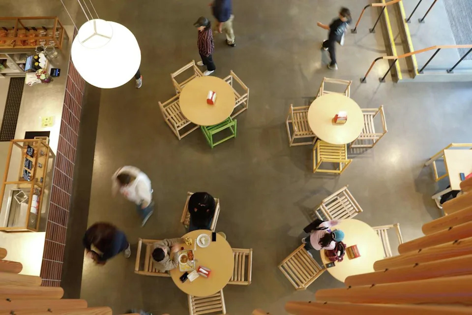 Guests wait in line, sit at tables and walk through San Francisco's Saluhall, as photographed in 2025. A new operators is slated to take over Saluhall's bars. (Lea Suzuki/S.F. Chronicle)