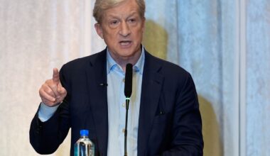 Billionaire Steyer's spending binge dwarfs rival campaigns in California governor's race :: WRAL.com