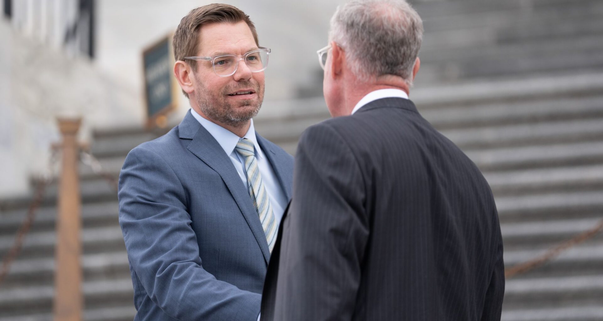 A messy California governor's race raises Democratic fears of potential loss