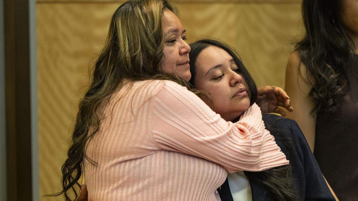 Sacramento mom returns to capital region after deportation