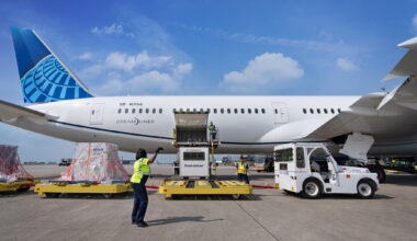 United flight to SFO hits turbulence, attendant injured