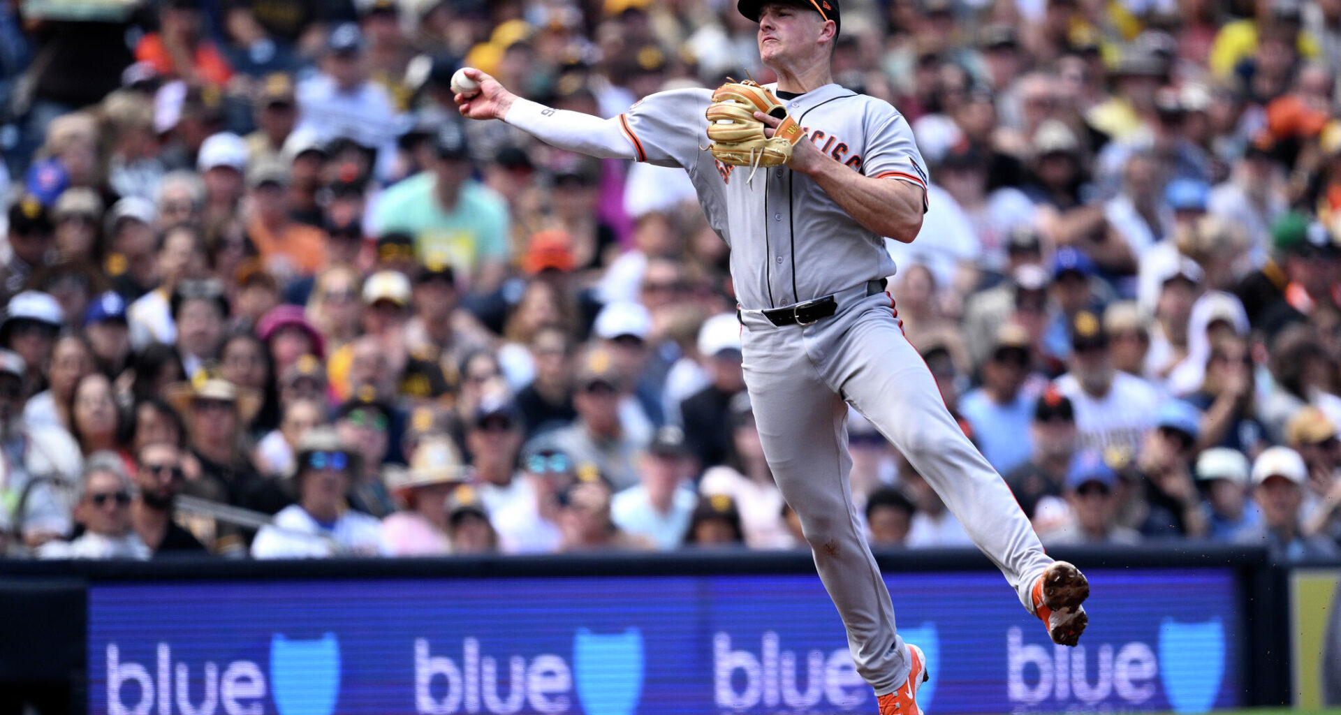 Giants’ flubs at first base inspire Chapman’s fury, sink shot at sweep