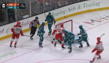 Yaroslav Askarov with a Spectacular Goalie Save vs. Anaheim Ducks