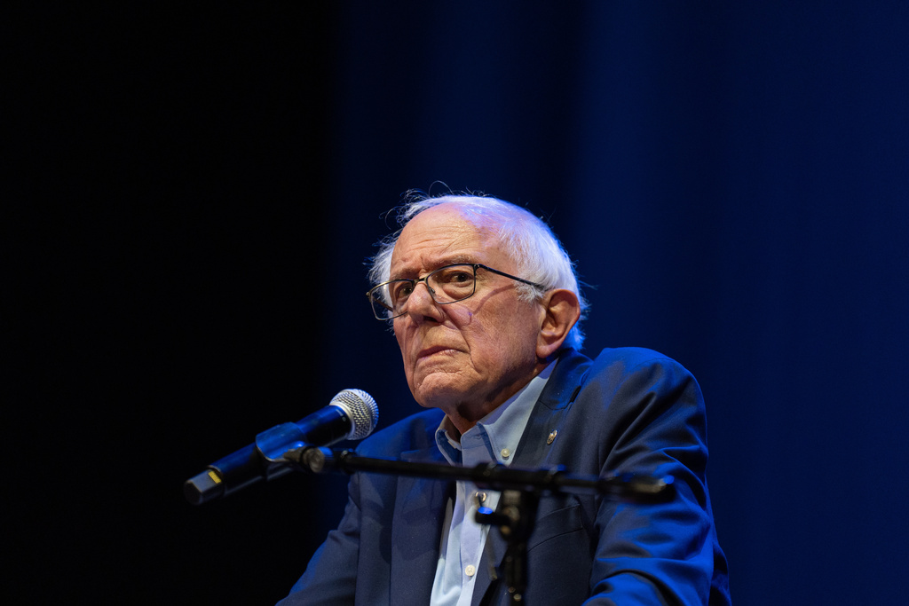 Bernie Sanders met with prominent AI doomers in Berkeley