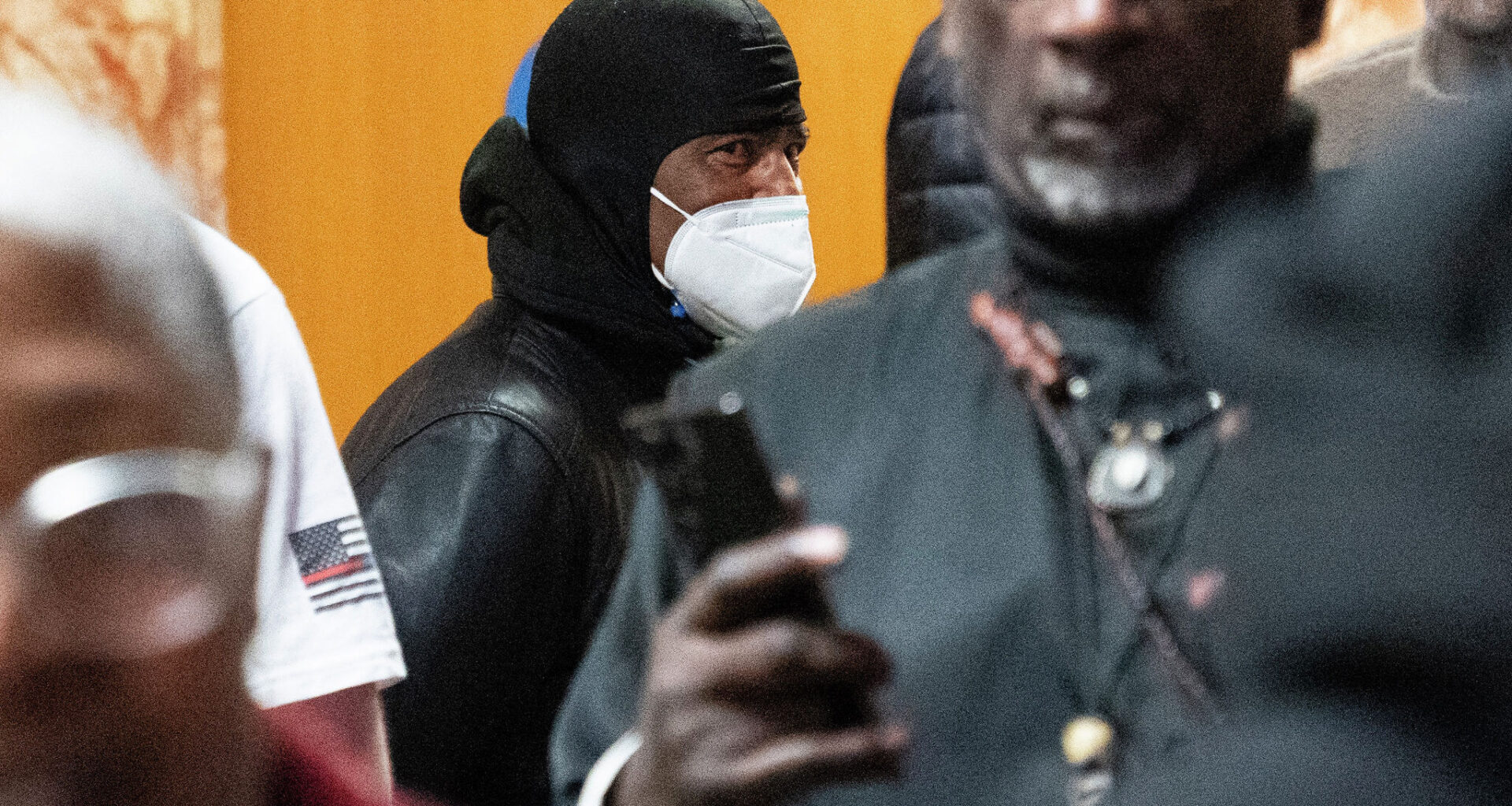 Ex-nonprofit director shows up in SF court disguised in mask