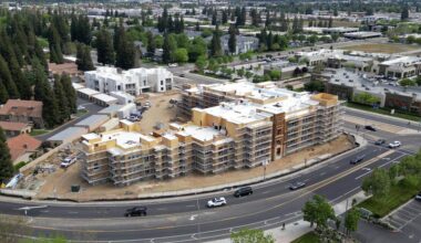 Luxury apartments being built near River Park in north Fresno