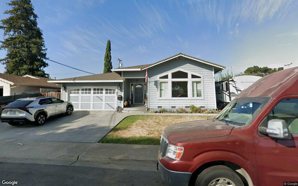 Silvera St. 215 - Google Street View