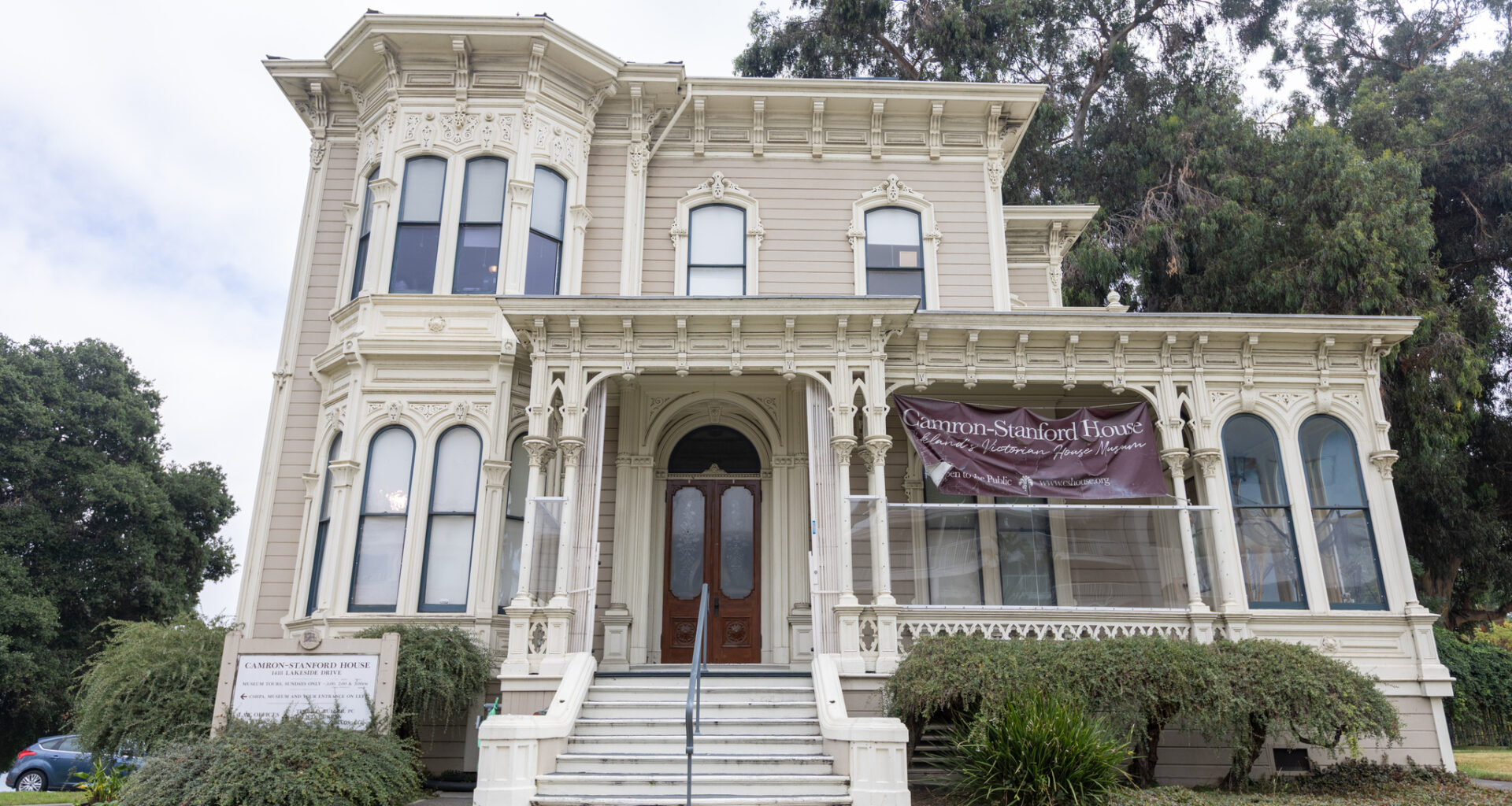 Fire damages historic Camron-Stanford House in Oakland