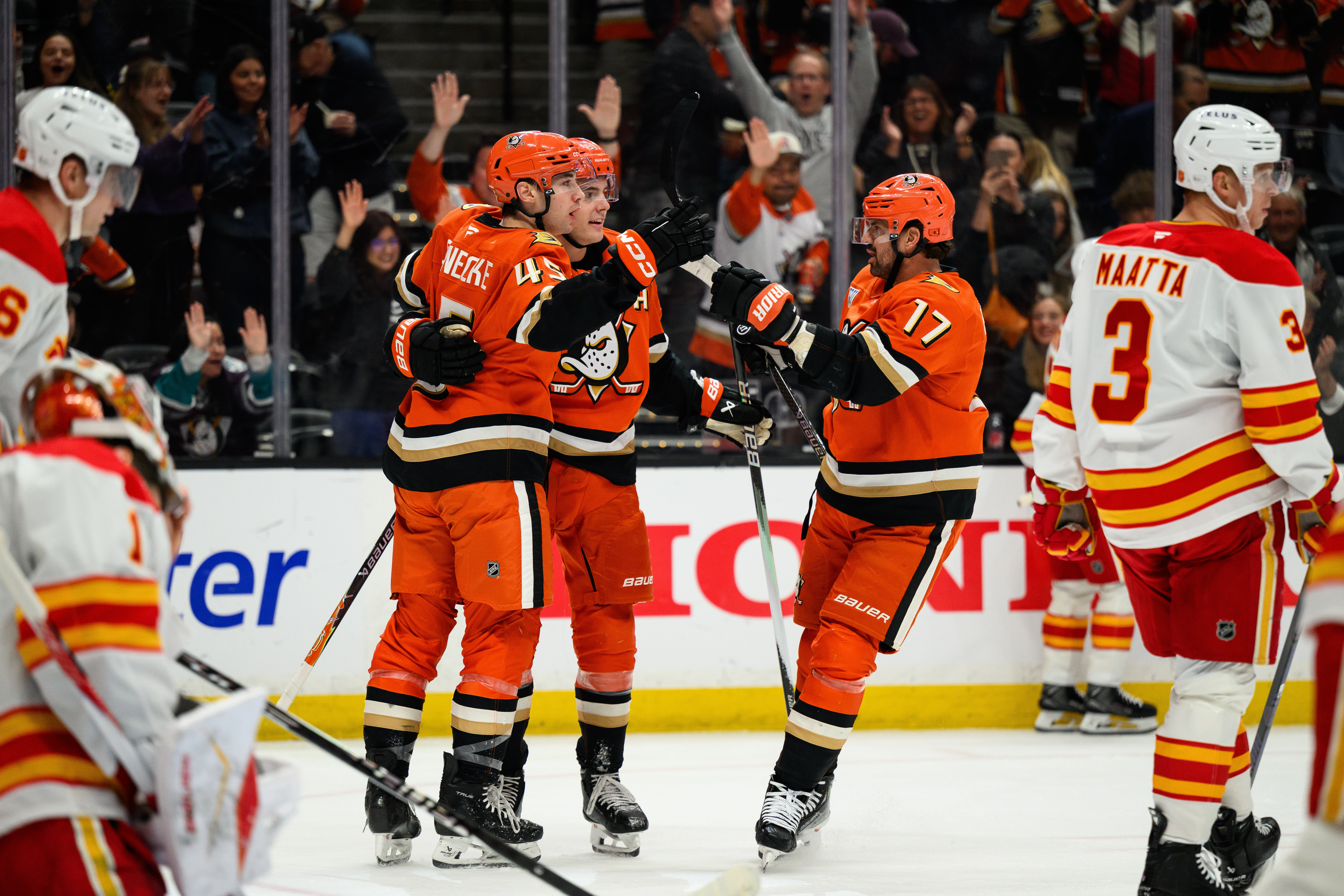 Anaheim Ducks right wing Beckett Sennecke (45) is greeted by...