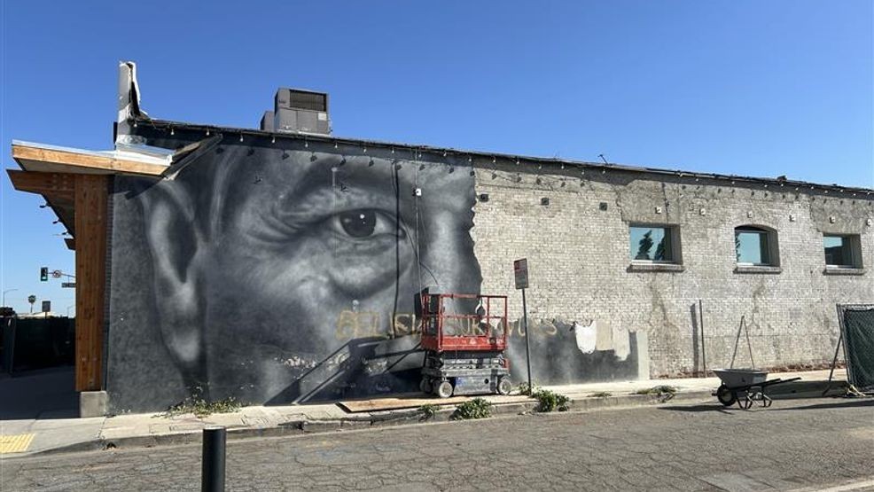 The National Desk dark theme brand icon