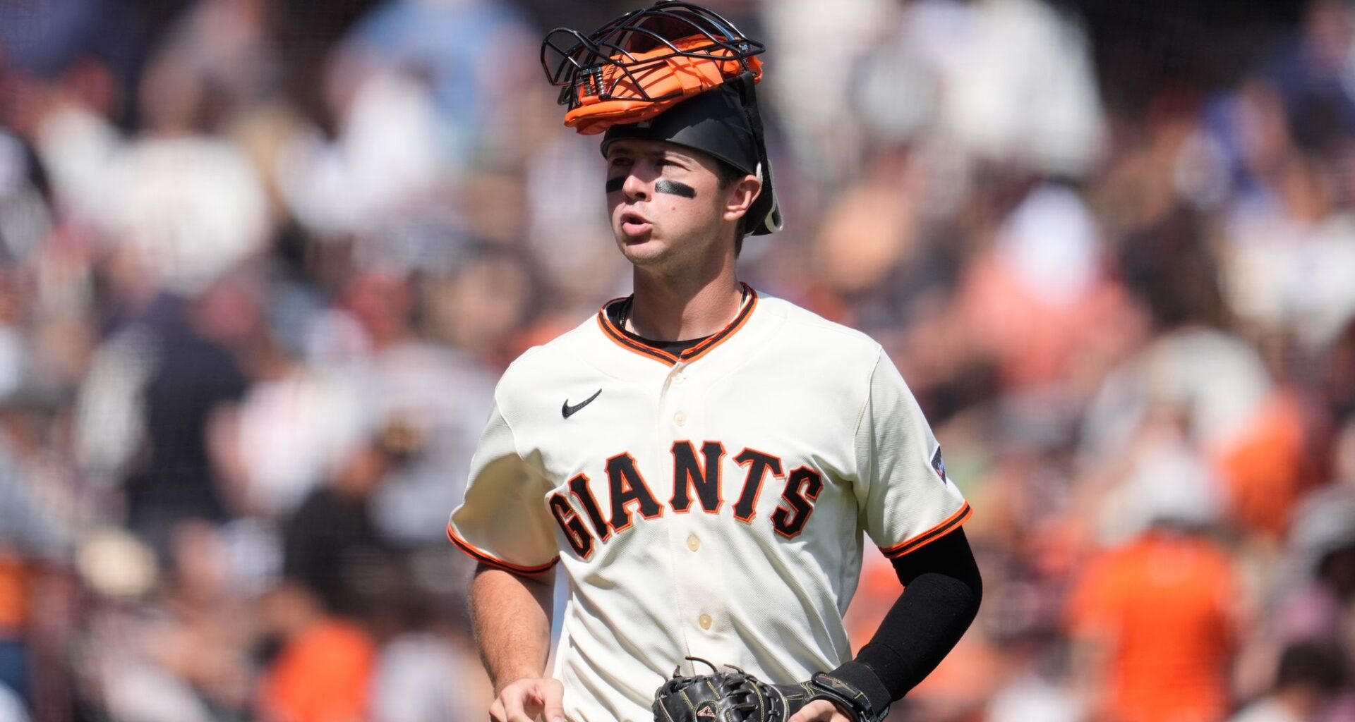 Giants shake up lineup, sit trio of regulars in hopes of ending skid