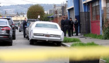 Suspect in Too Short's brother's killing charged with throwing a punch at an Oakland cop