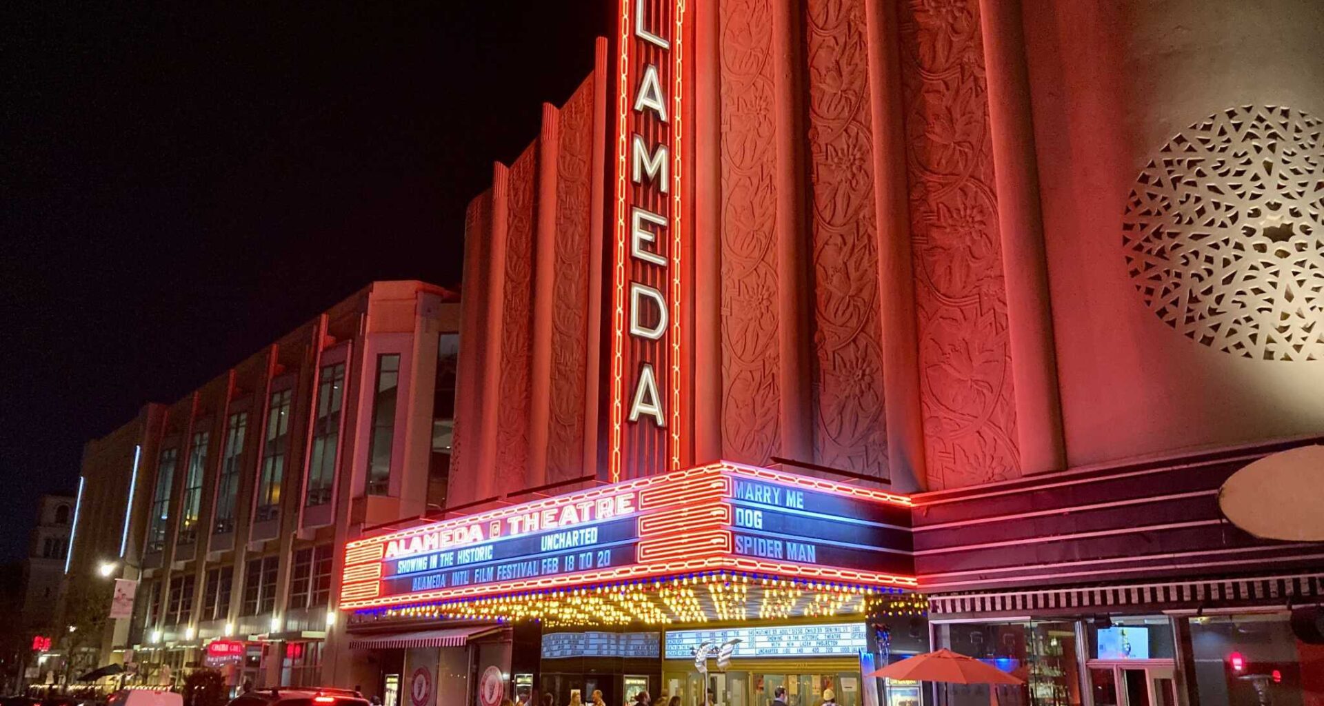Alameda Theatre’s bag policy sparks backlash over ‘TSA-style’ fears