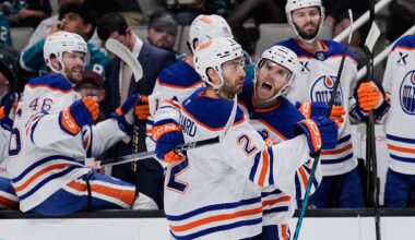 Connor McDavid nets hat trick on 5-point night as Oilers surge into first place in Pacific Division